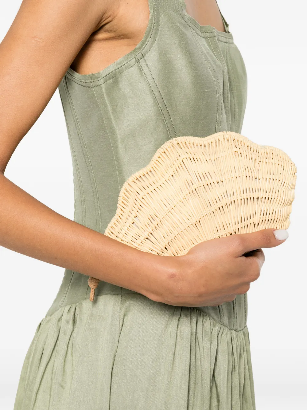 Michael Kors Shelly geweven clutch met schelpvorm Beige