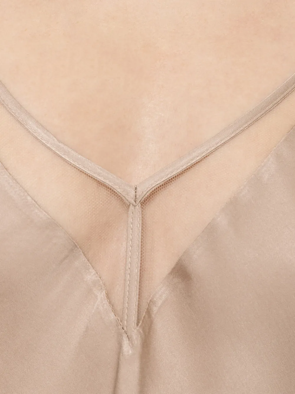 NISSA Top met tulen vlakken Beige