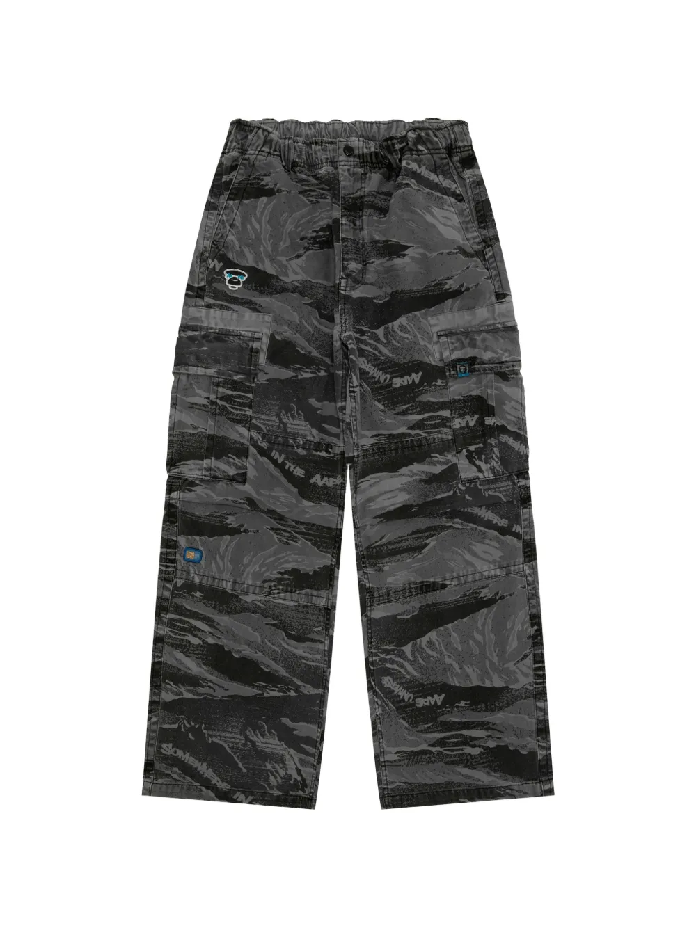 AAPE BY *A BATHING APE® camouflage flap-pocket trousers - Grigio