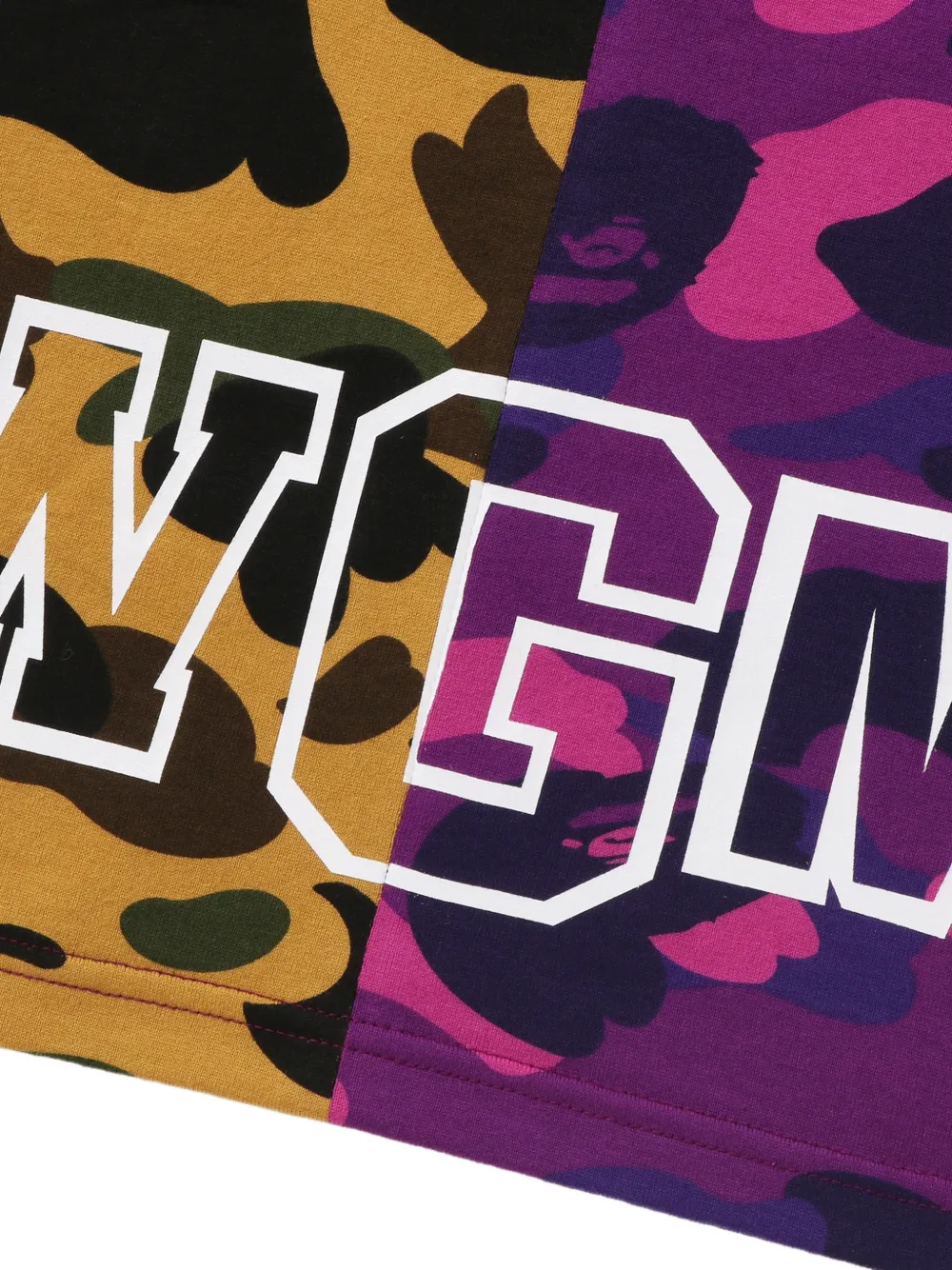 A BATHING APE Split Camo Shark katoenen T-shirt Geel