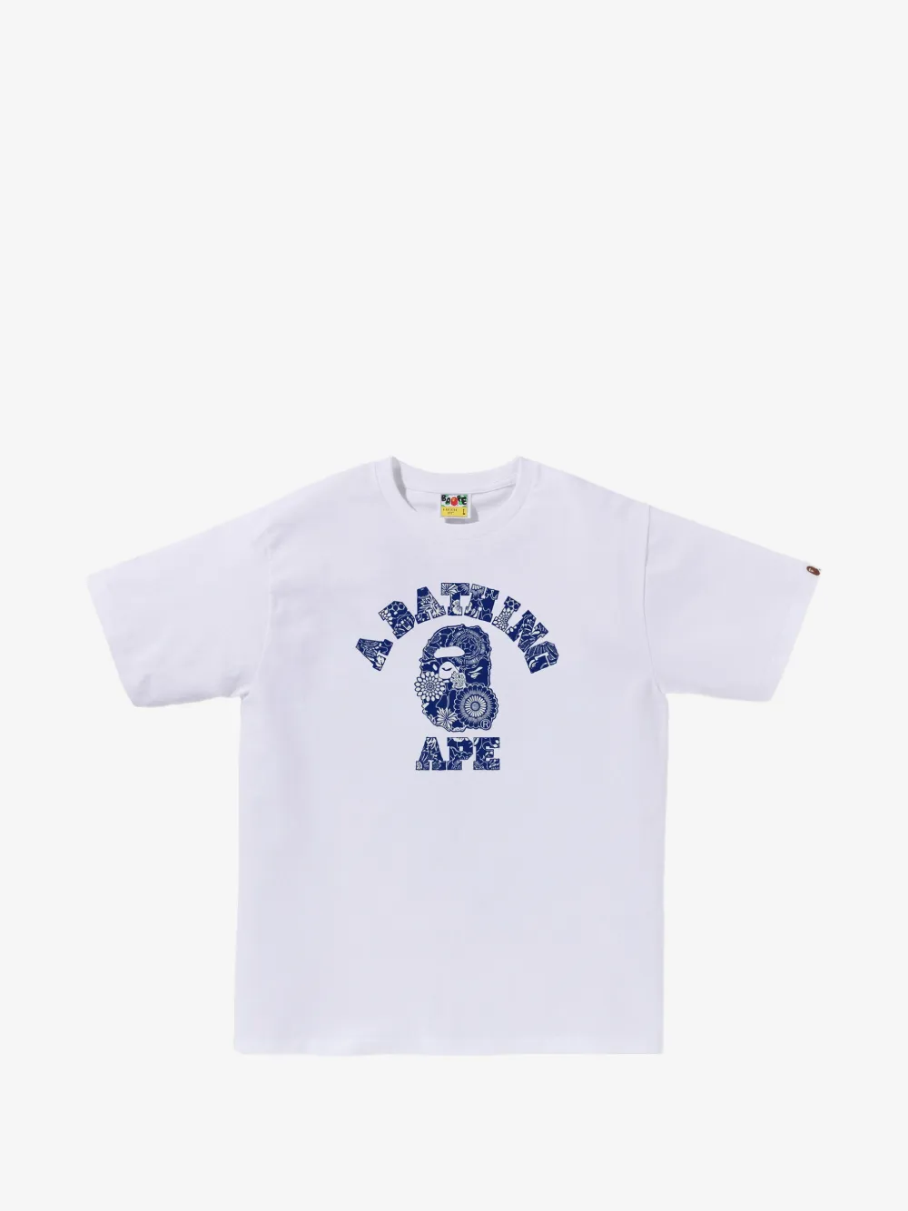 A BATHING APE® graphic-print T-shirt | White | Image 1