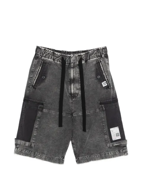 Maison MIHARA YASUHIRO logo-detail cargo shorts