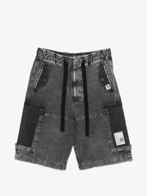 Maison MIHARA YASUHIRO logo-detail cargo shorts