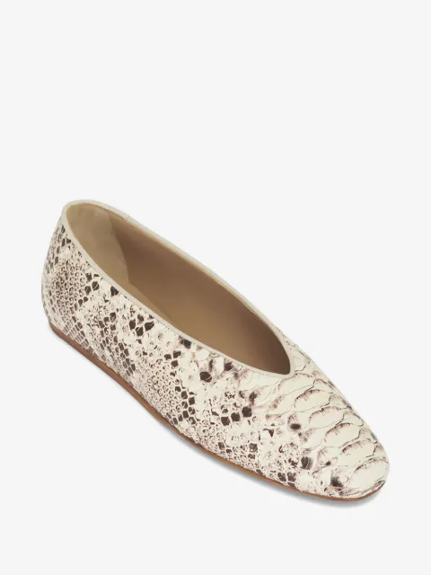 Le Monde Beryl Classic Regency ballet flats