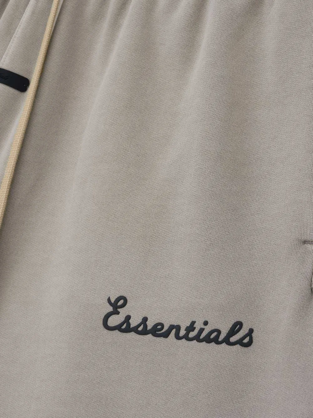 FEAR OF GOD ESSENTIALS Trainingsshorts met trekkoord Beige