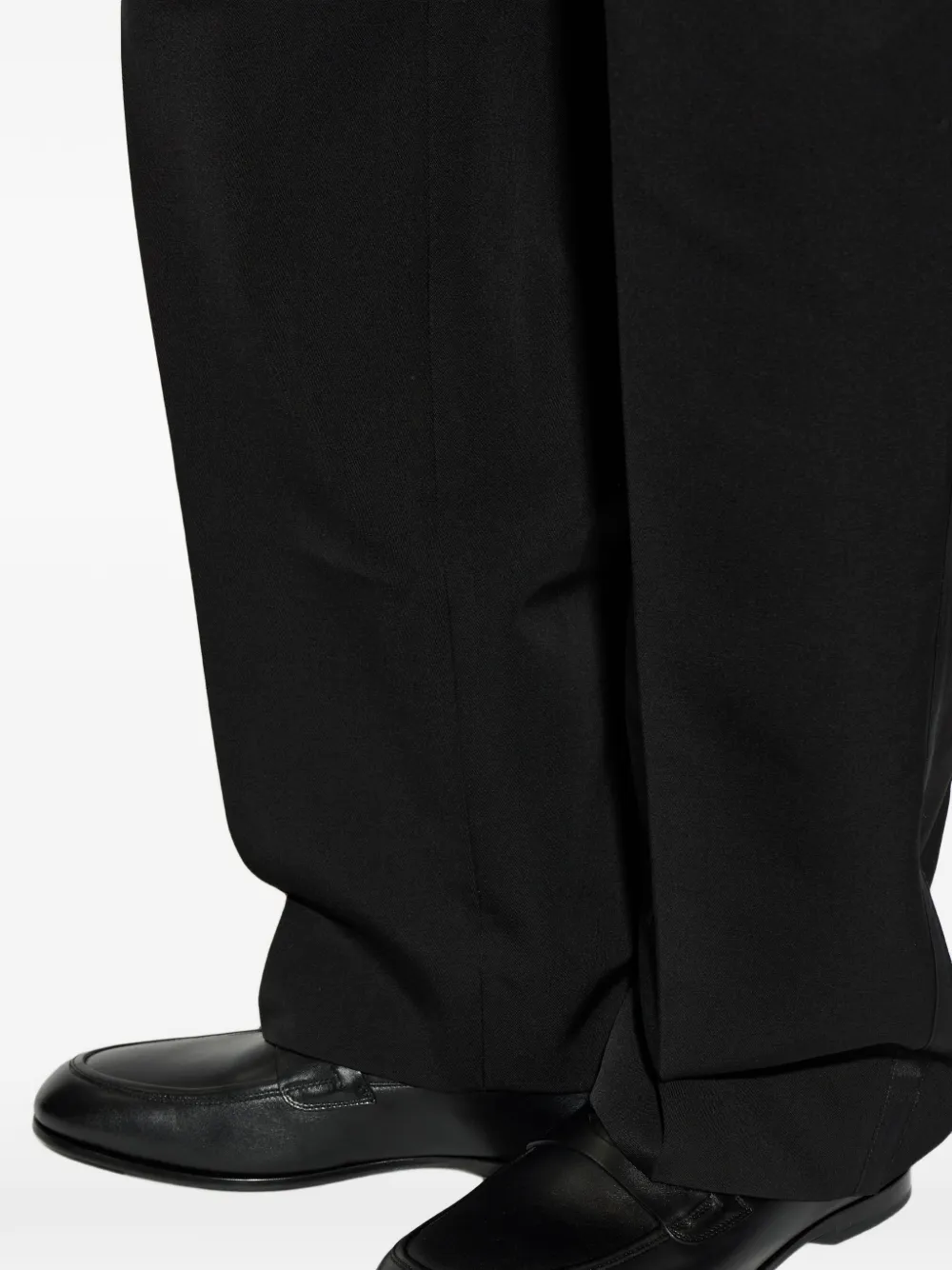 Fabi almond-toe leather loafers Zwart