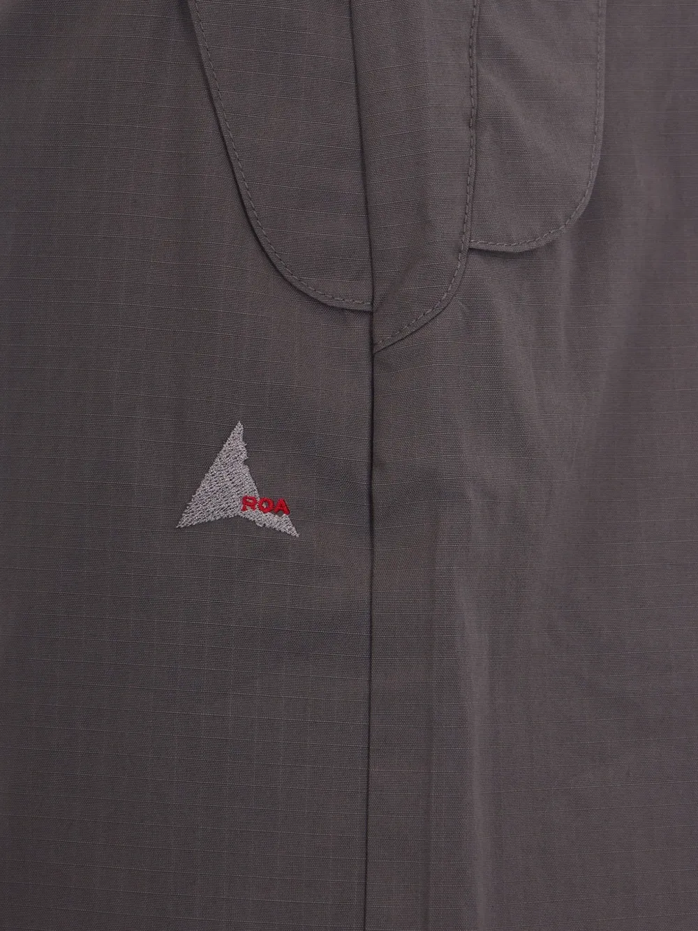  Roa Logo-detail Shorts - Grey 