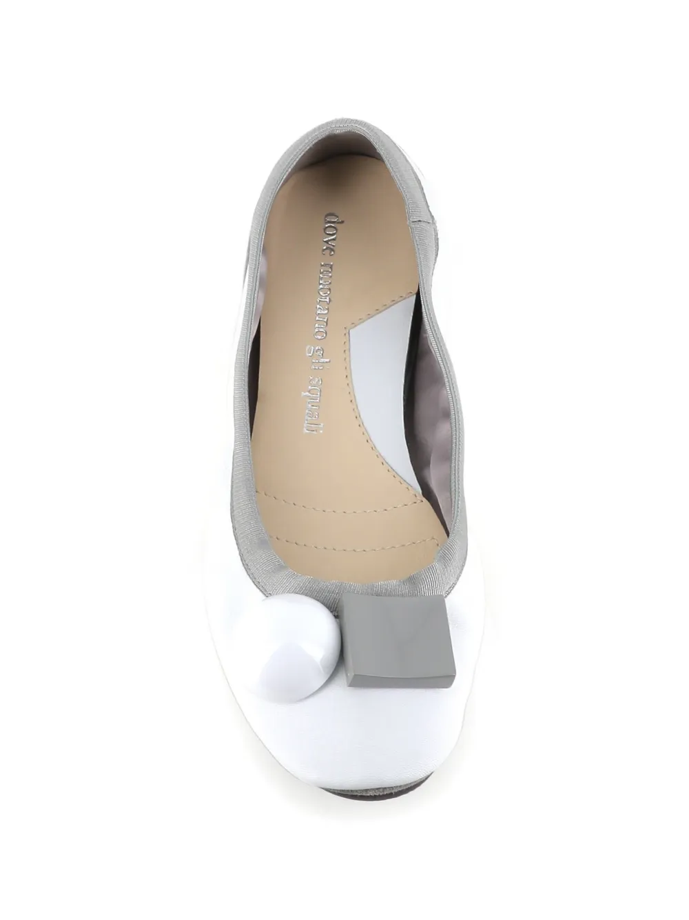 Dove Nuotano Gli Squali Becky ballerina's Wit
