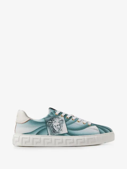 Versace tenis Greca de lona estampada