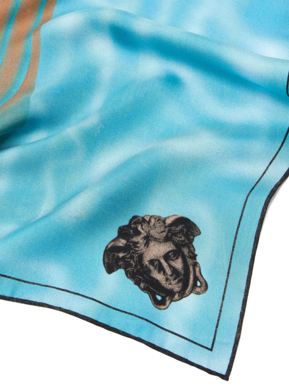 Versace Zijden twill sjaal met print (90 cm) Blauw