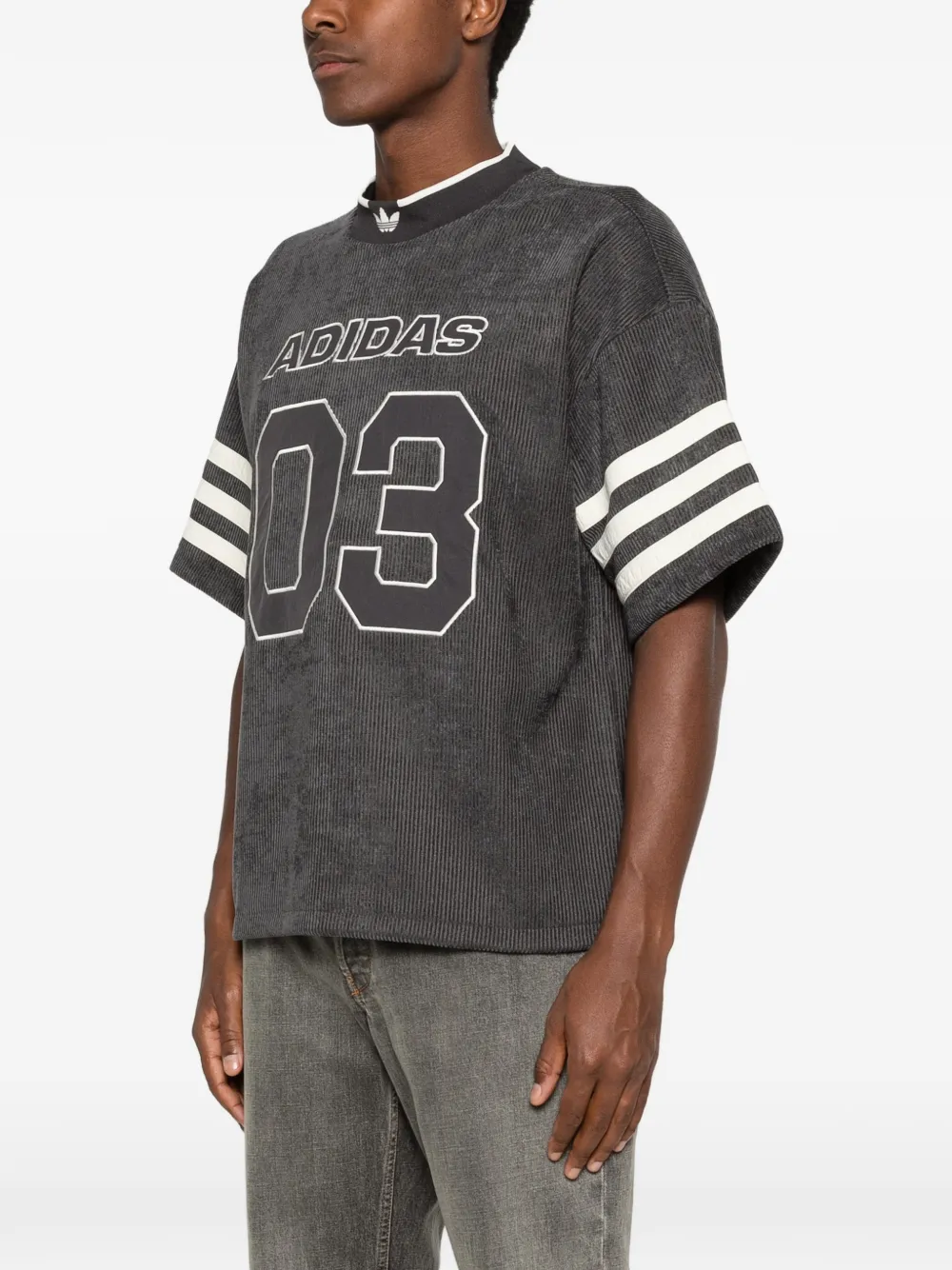 adidas Geribbeld T-shirt met logoprint Grijs