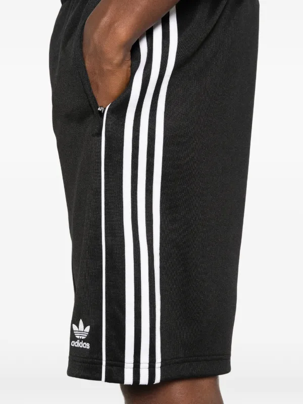 DECEMBERAY サイドストライプ ショートパンツ Adidas サイドストライプ ショートパンツ | ブラック | FARFETCH JP
