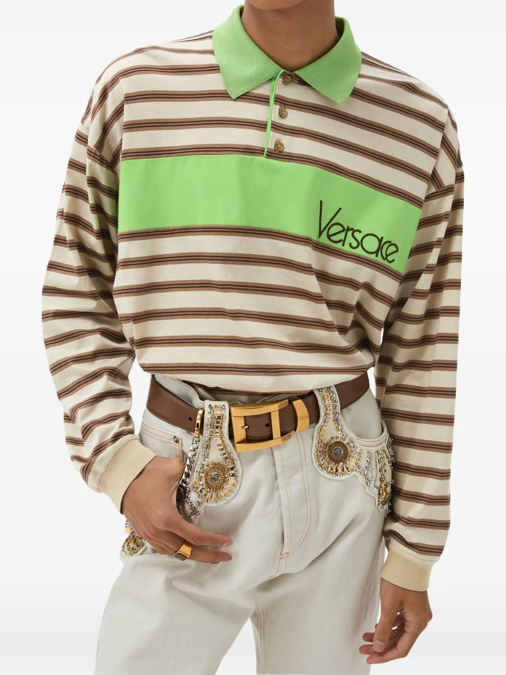 Versace Gestreept katoenen poloshirt met geborduurd logo Beige