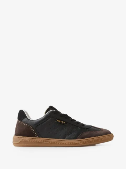 Versace Greca Court 纳帕皮和绒面皮运动鞋