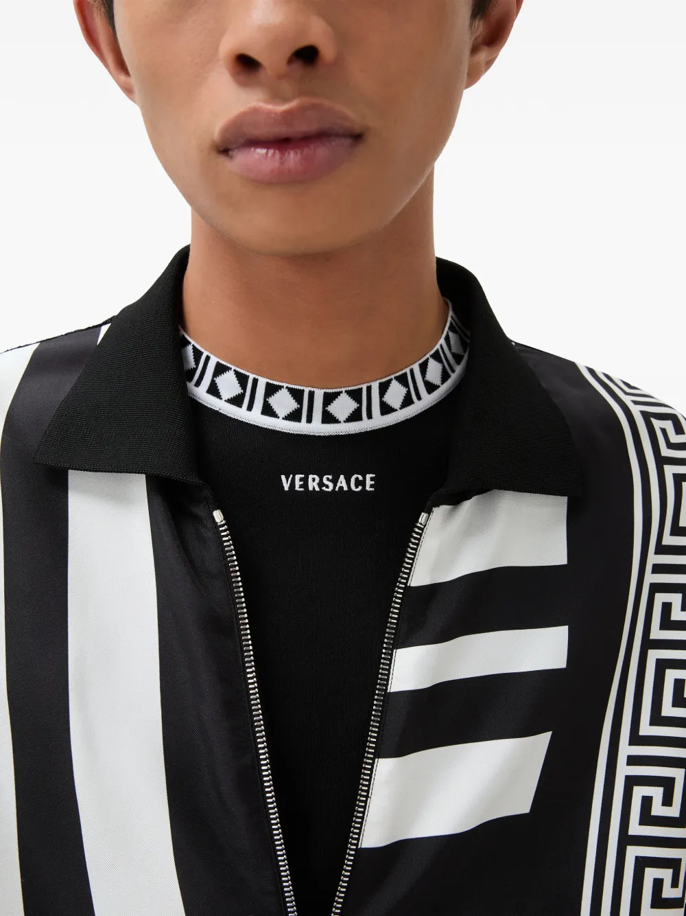 Versace Zijden vest met print en rits Zwart