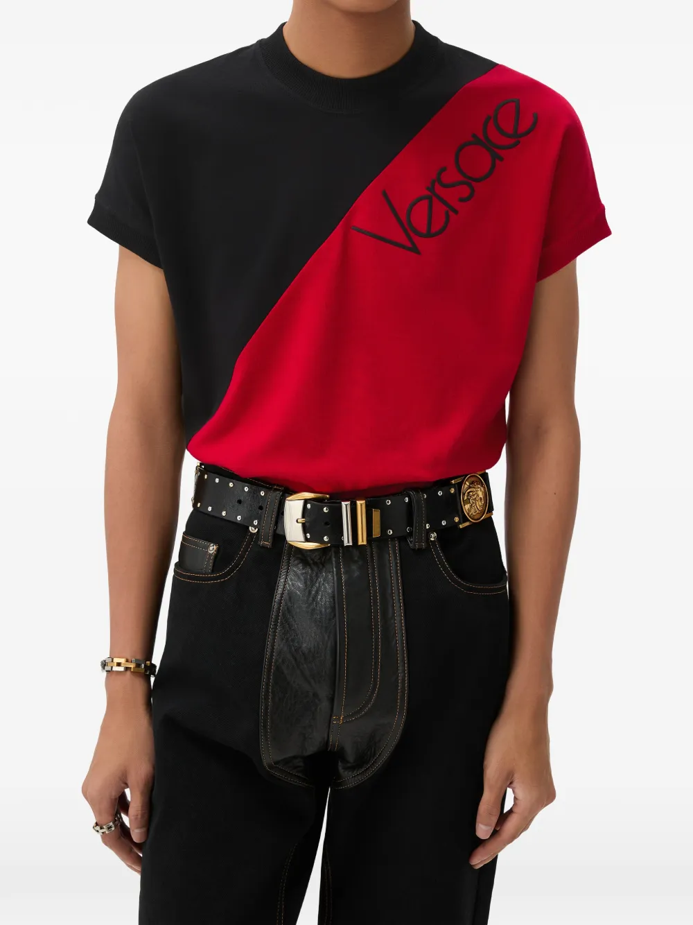 Versace T-shirt met geborduurd logo Rood