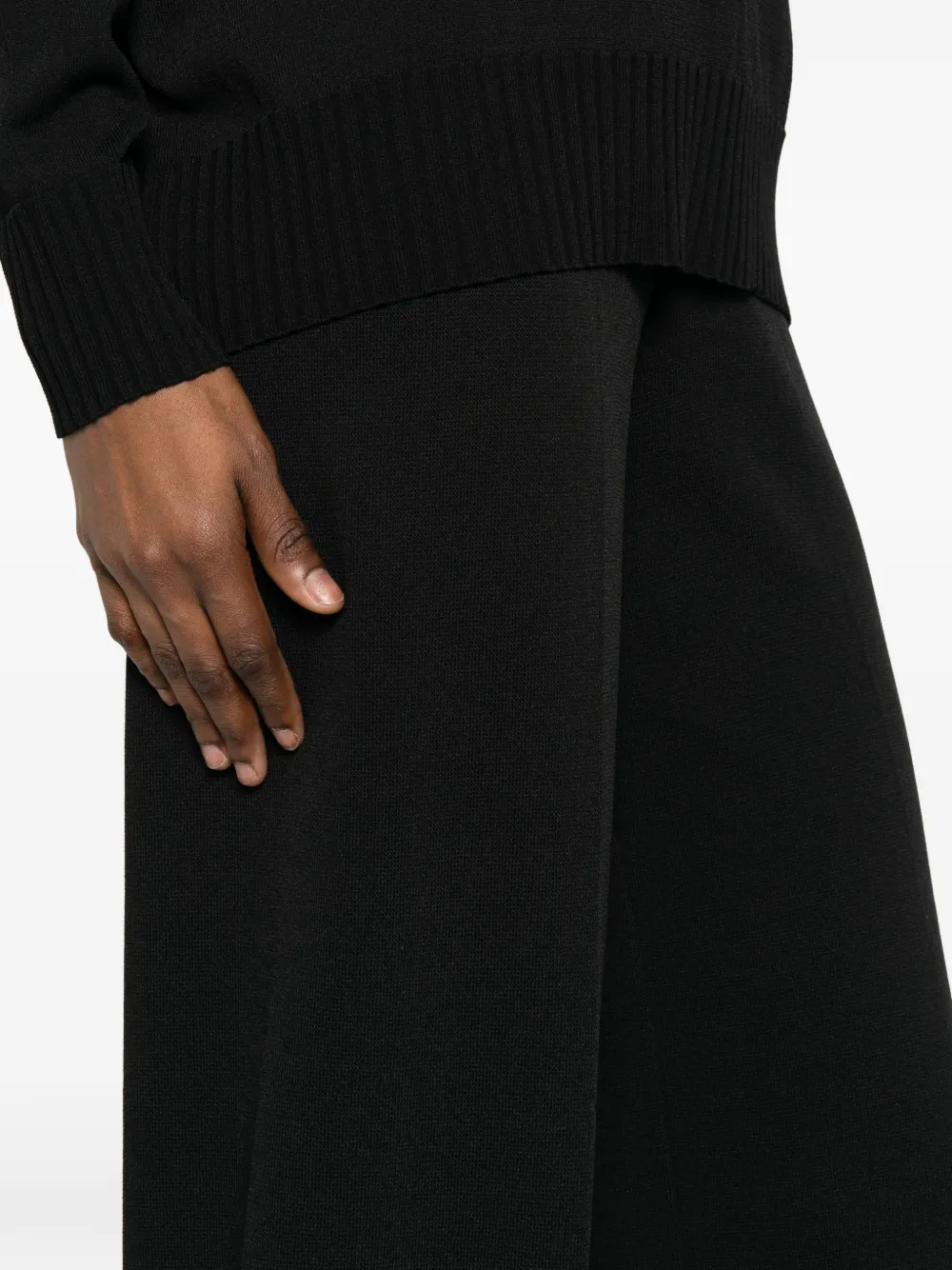 Neera Broek met wijde pijpen Zwart