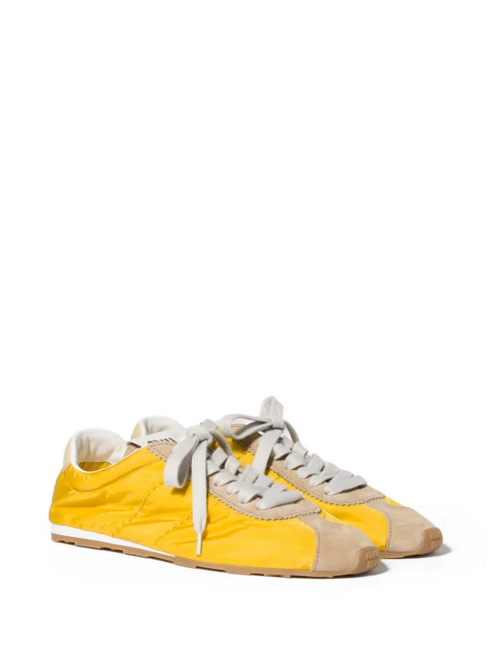 Miu Plume technische stoffen en suède sneakers Geel