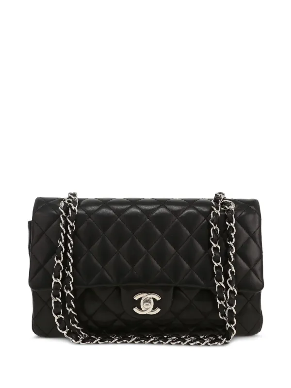 Chanel Pre-owned 2010 Timeless Classic Leather Shoulder-bag in Black