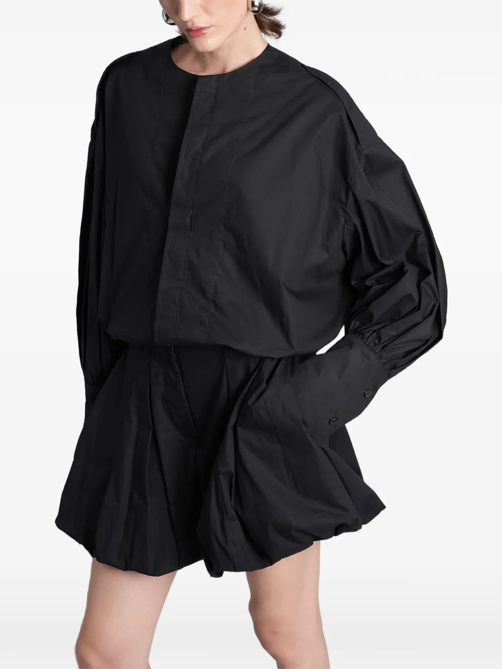 THELATEST Diana geplooide blouse met pofmouwen Zwart