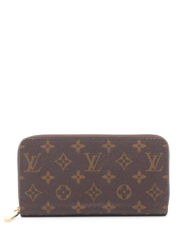 Louis Vuitton Pre-owned Zippy Monogram Round Wallet in Brown