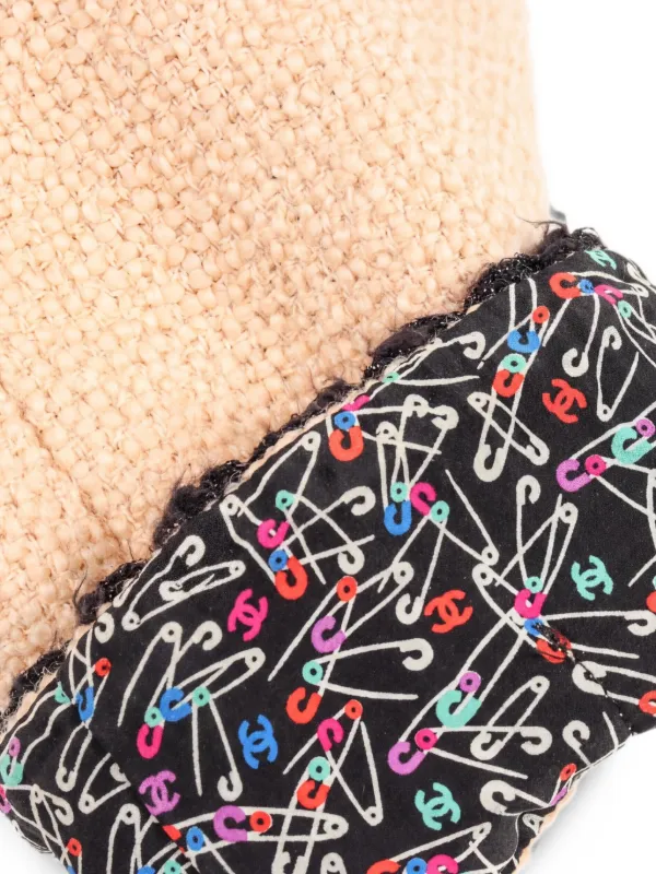 CHANEL Pre-Owned 1980s Buttoned Tweed Jacket | Neutrals | FARFETCH
