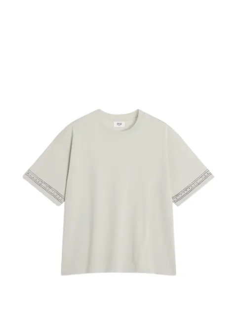 Maison Kitsuné playera Esquisse