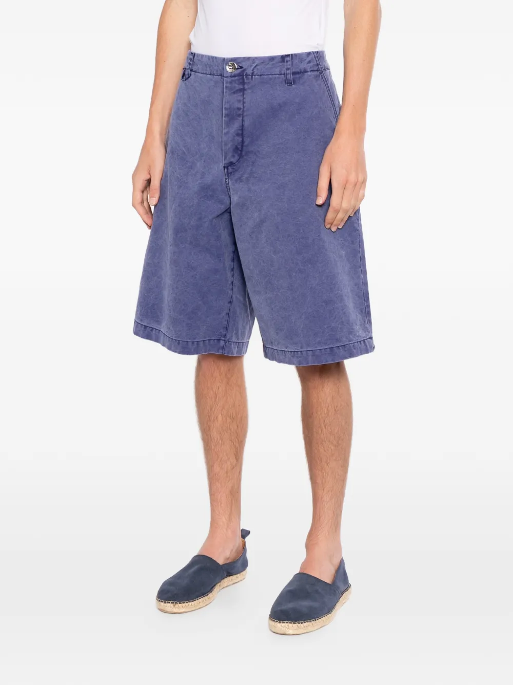 Jacquemus Shorts met acid wassing Paars