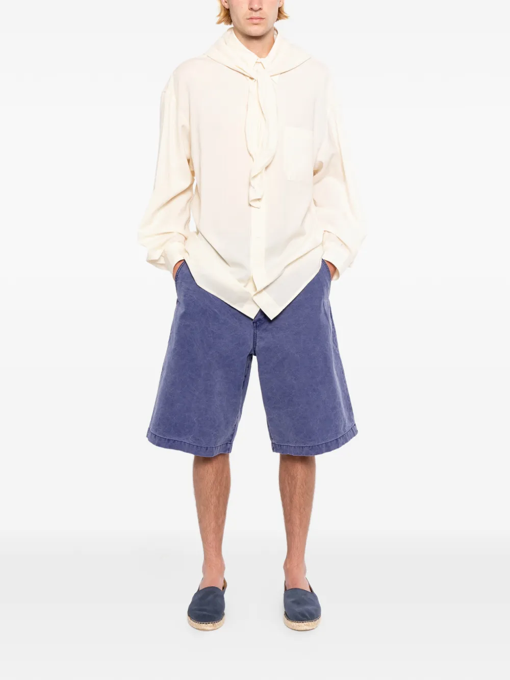 Jacquemus Shorts met acid wassing Paars