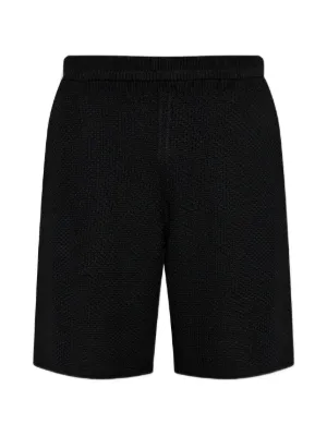 HOMME PLISSÉ ISSEY MIYAKE ブラックショートパンツ Homme Plissé Issey Miyake メンズ ショーツ通販 - FARFETCH