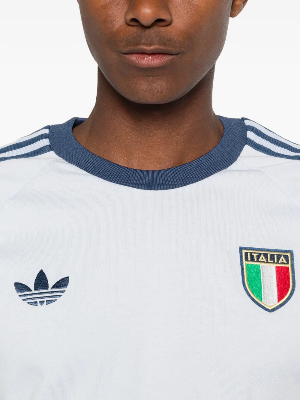 adidas x Italia T-shirt met streep-detail Blauw