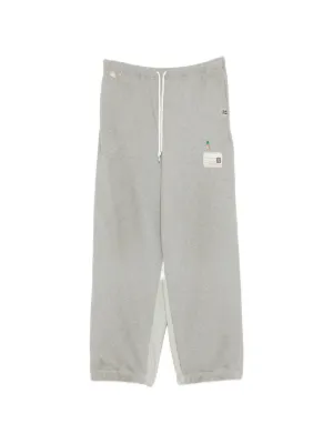 Balenciaga ストライプ パンツ | ニュートラル | FARFETCH JP