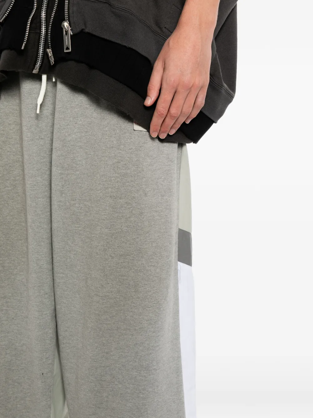 Maison MIHARA YASUHIRO Trainingsbroek met gelaagde zoom Grijs