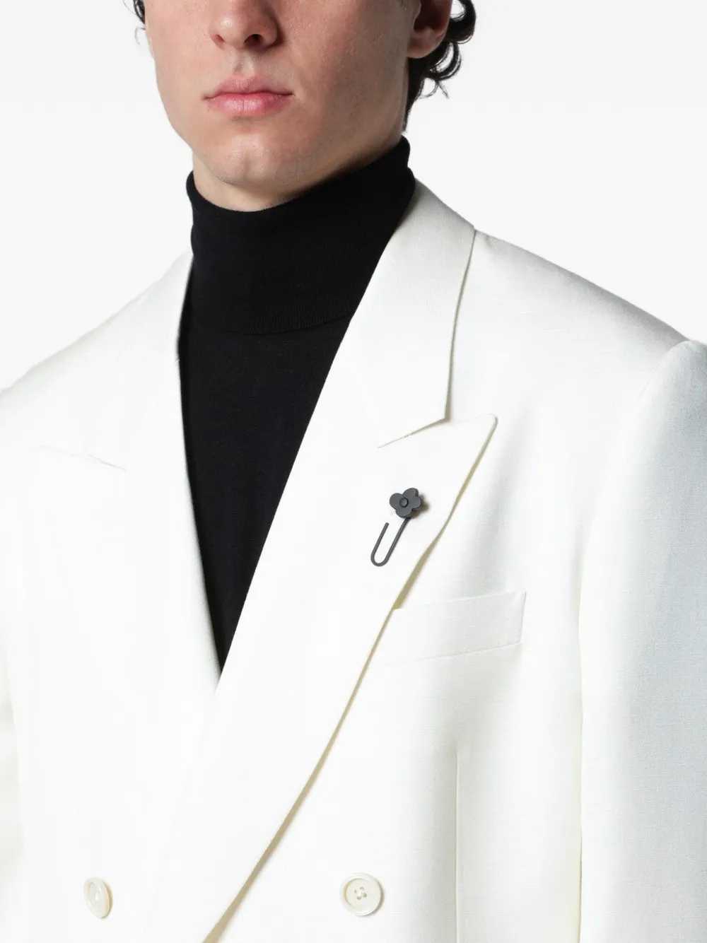 Lardini Blazer met broche en dubbele rij knopen Wit