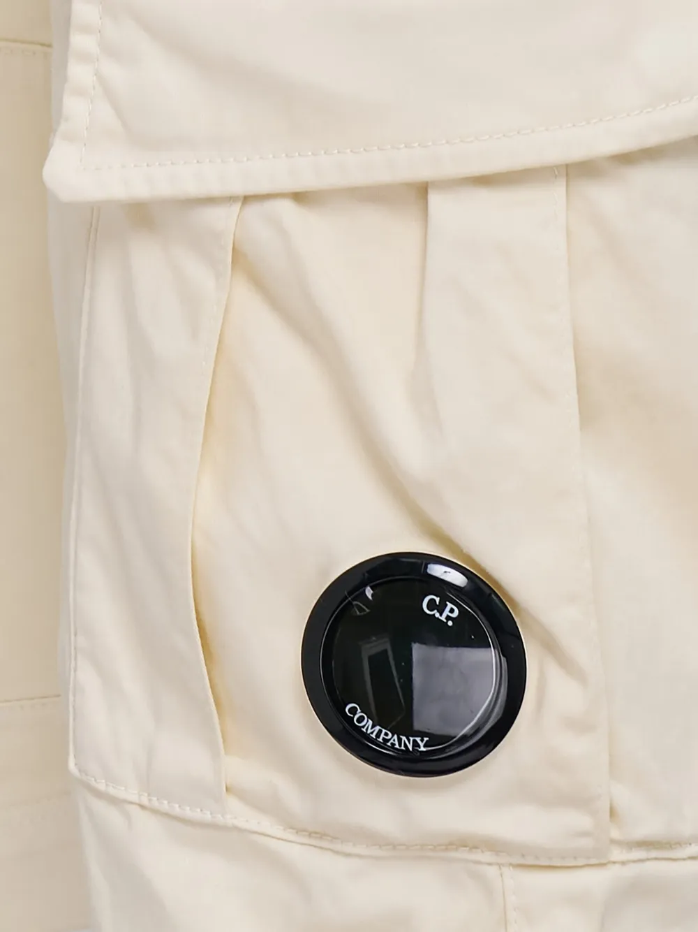 C.P. Company Cargo shorts Beige