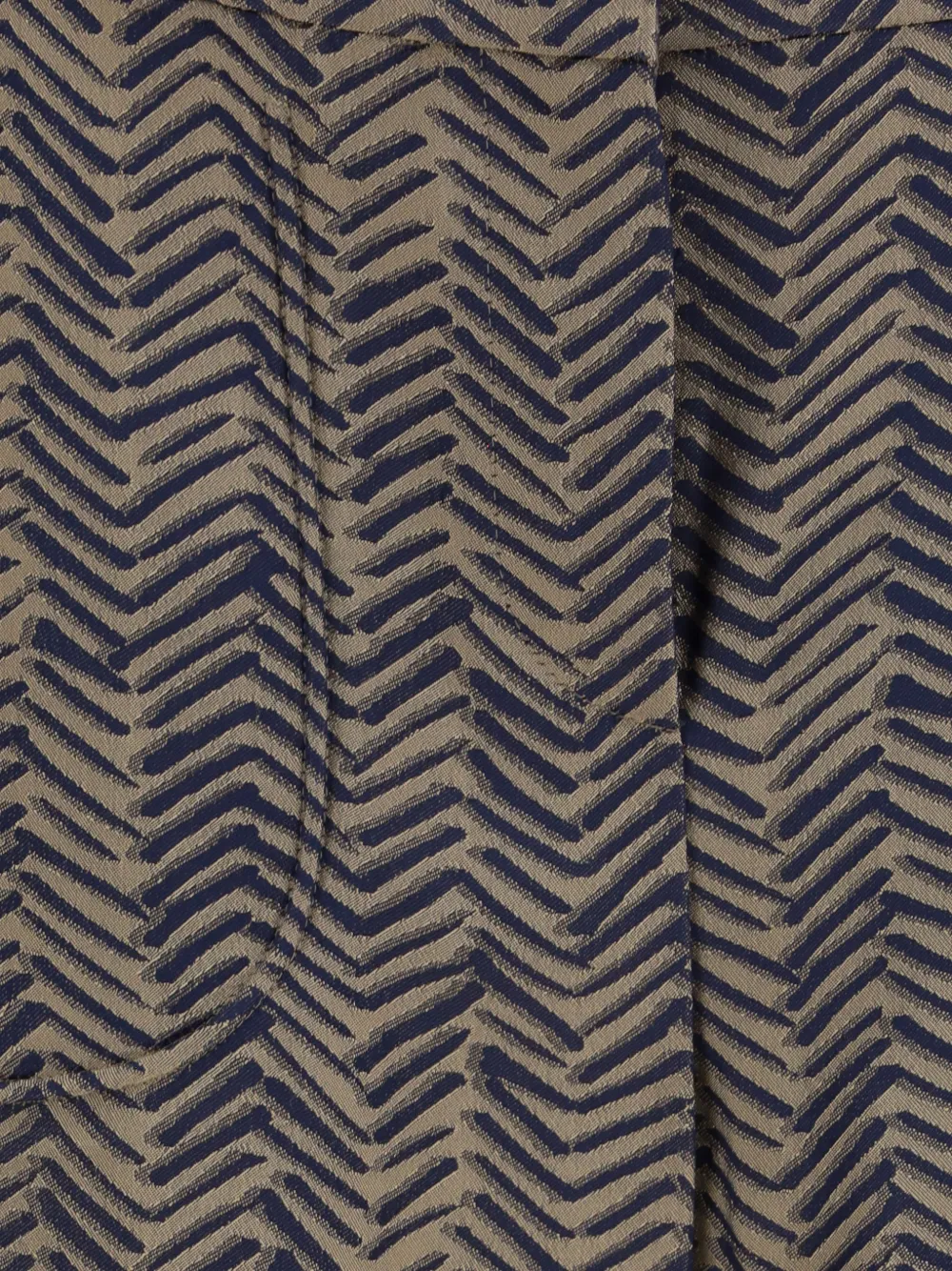 Giorgio Armani Broek met chevron patroon en jacquard Bruin