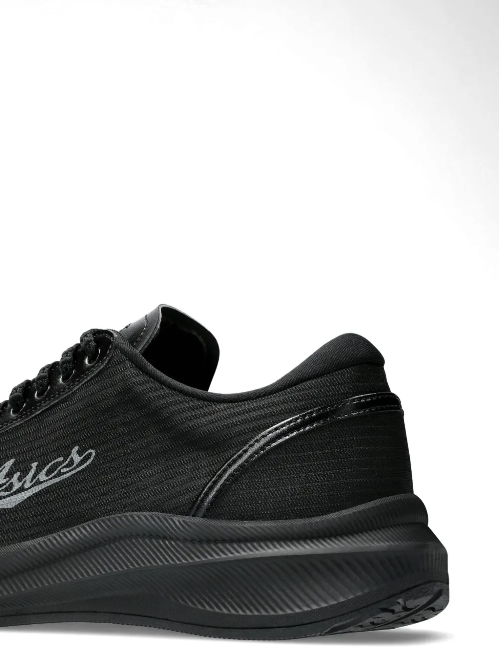 ASICS x Kiko Kostadinov ILARGI FF mesh sneakers Zwart