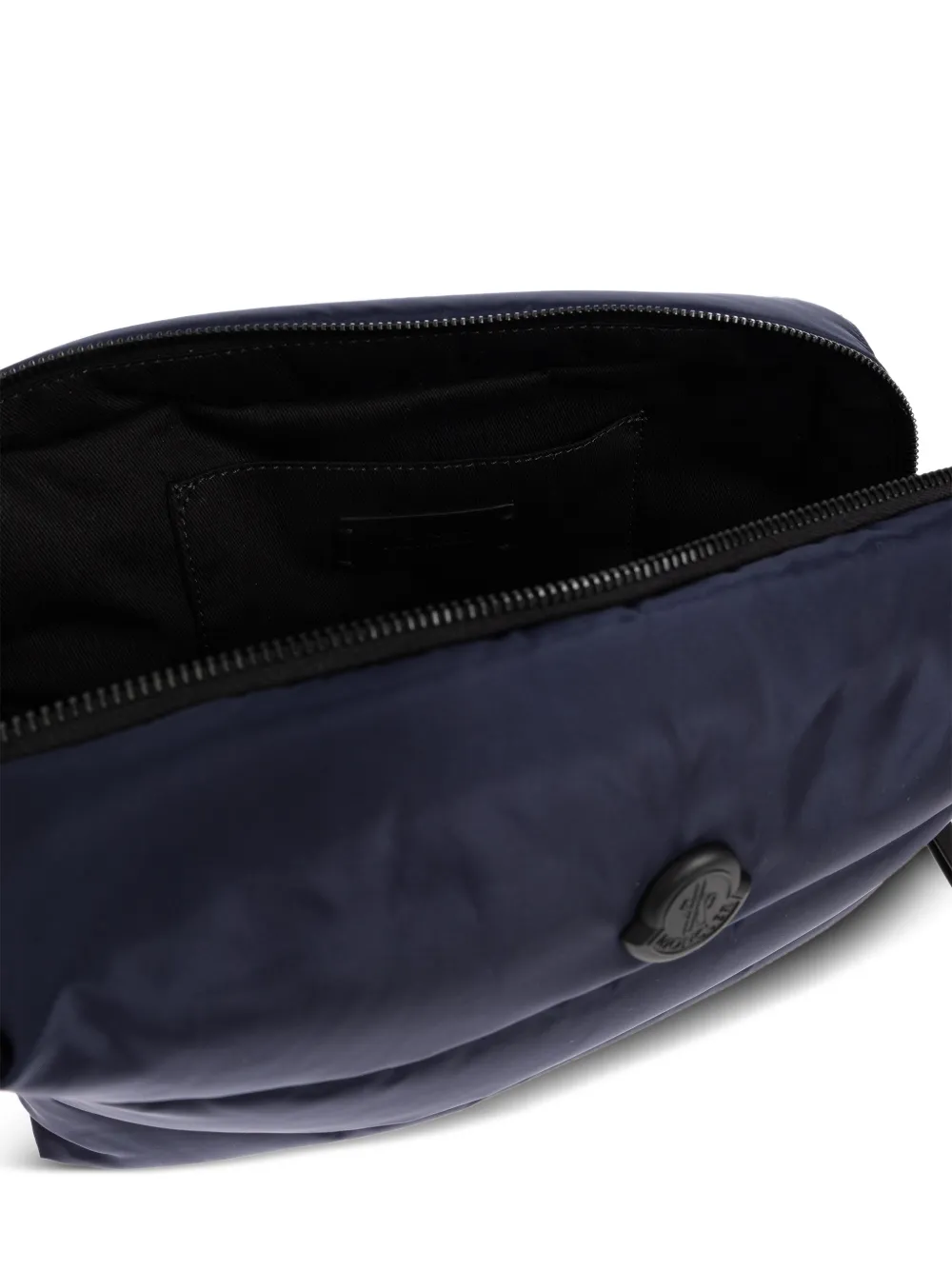 Moncler Carado gewatteerde toilettas met logopatch Blauw