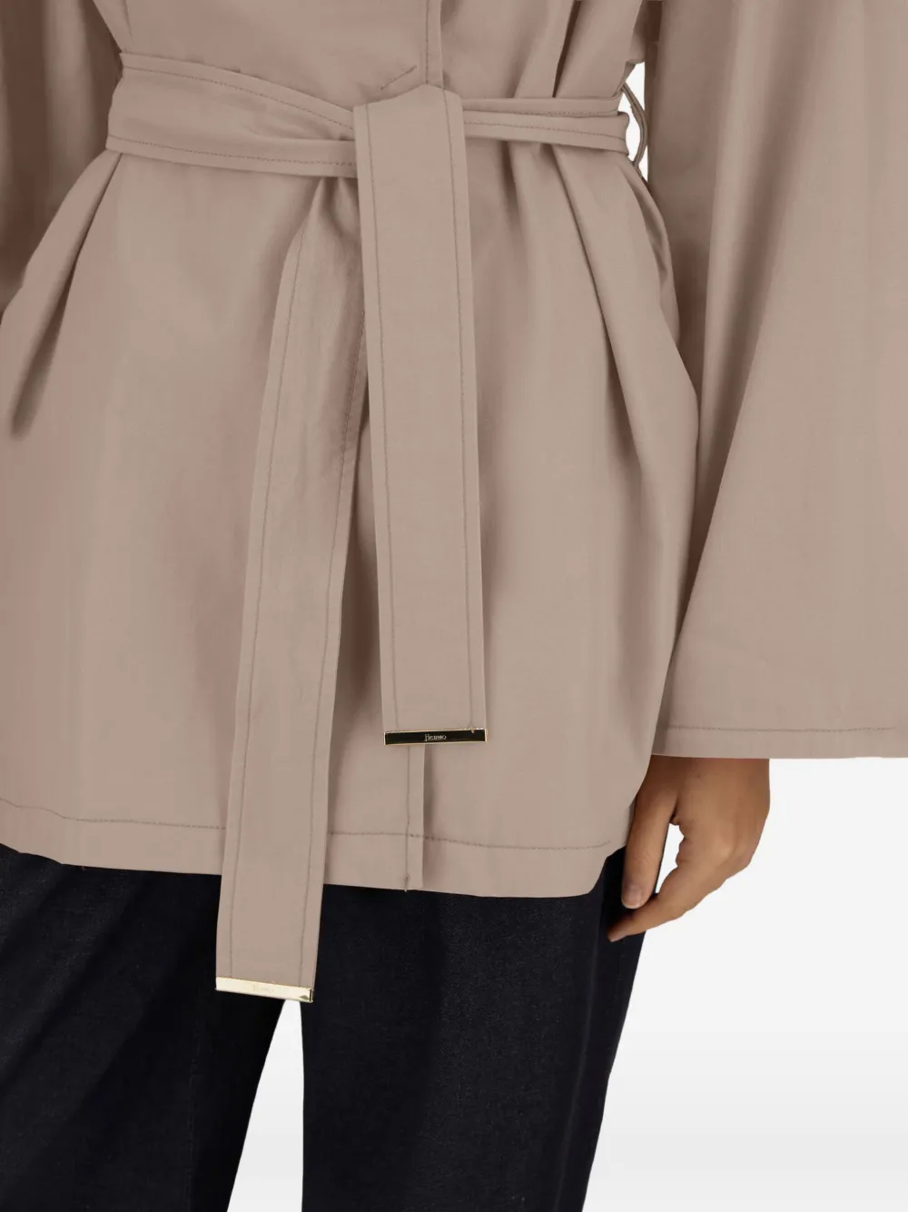 Herno Regenjas met dubbele rij knopen en ceintuur Beige