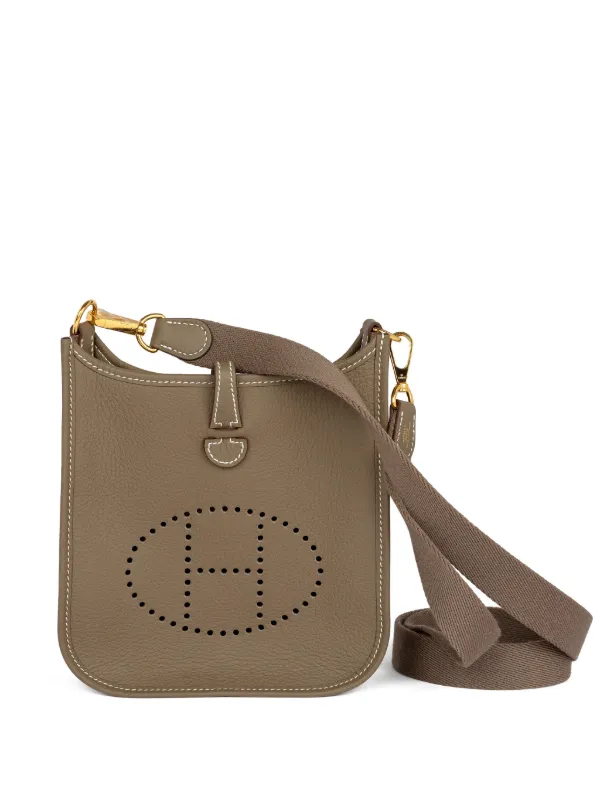 Hermès Pre-owned Evelyne TPM 16 Shoulder Bag in Neutrals