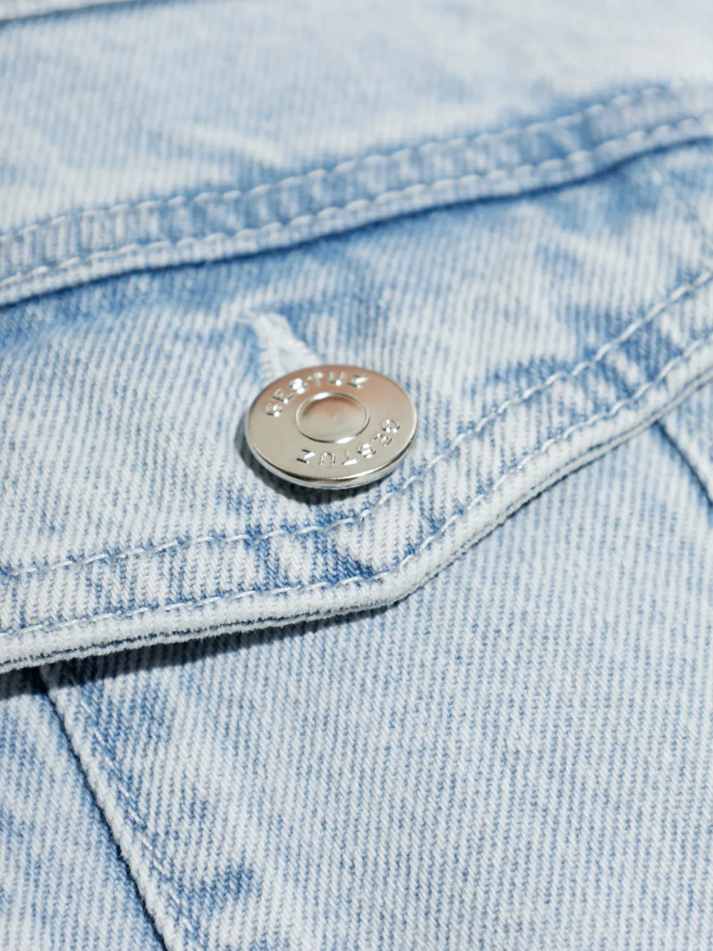 Gestuz Gaparwana button-down denim jack Blauw