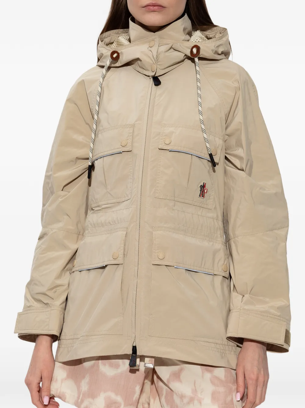 Moncler Grenoble Lerozel jack met meerdere zakken en rits Beige