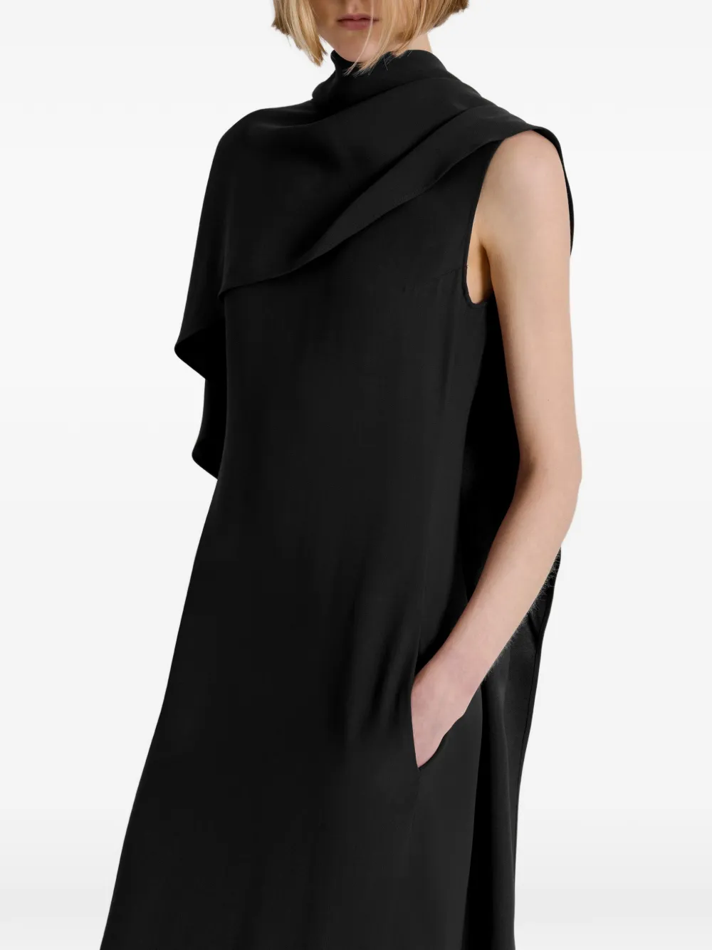 Alberta Ferretti Gedrapeerde maxi-jurk met cape Zwart