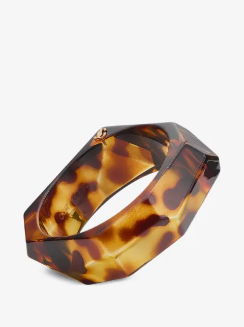 Jimmy Choo pulsera con placa del logo facetada