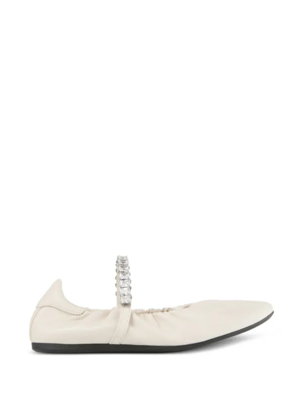 JIMMY CHOO ビジューモチーフ フラットシューズ Jimmy Choo Jade ビジュー フラットシューズ | ニュートラル | FARFETCH JP
