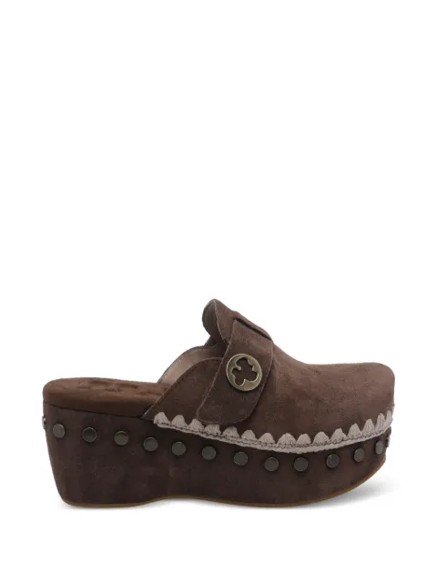 Mou round-toe studded clogs
