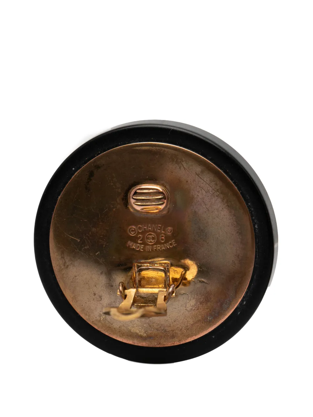  Chanel Pre-owned 1980-1990 Cc Gold Plated And Resin Round Button Clip On Earrings Costume Earrings - Black 
