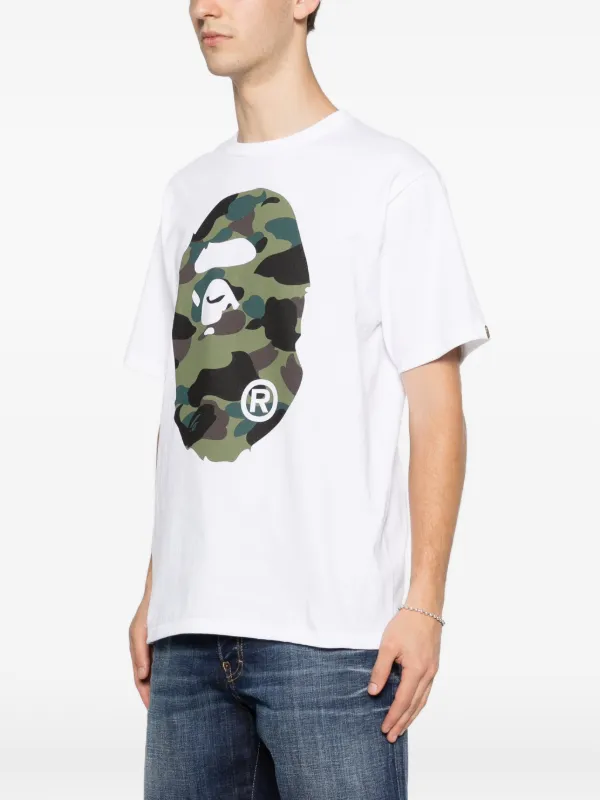 A BATHING APE カモフラージュTシャツ A BATHING APE® Ape Head カモフラージュ Tシャツ | ホワイト