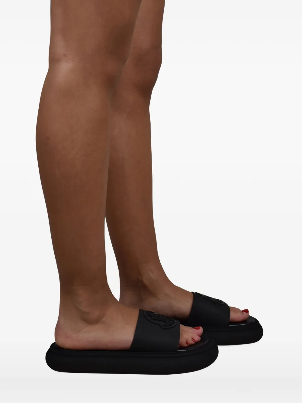 Moncler Slippers met logo Zwart