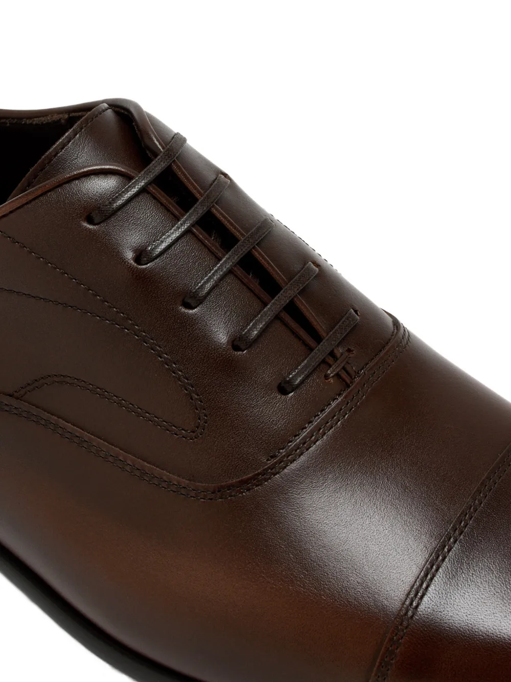 Ferragamo cap-toe oxford shoes Bruin